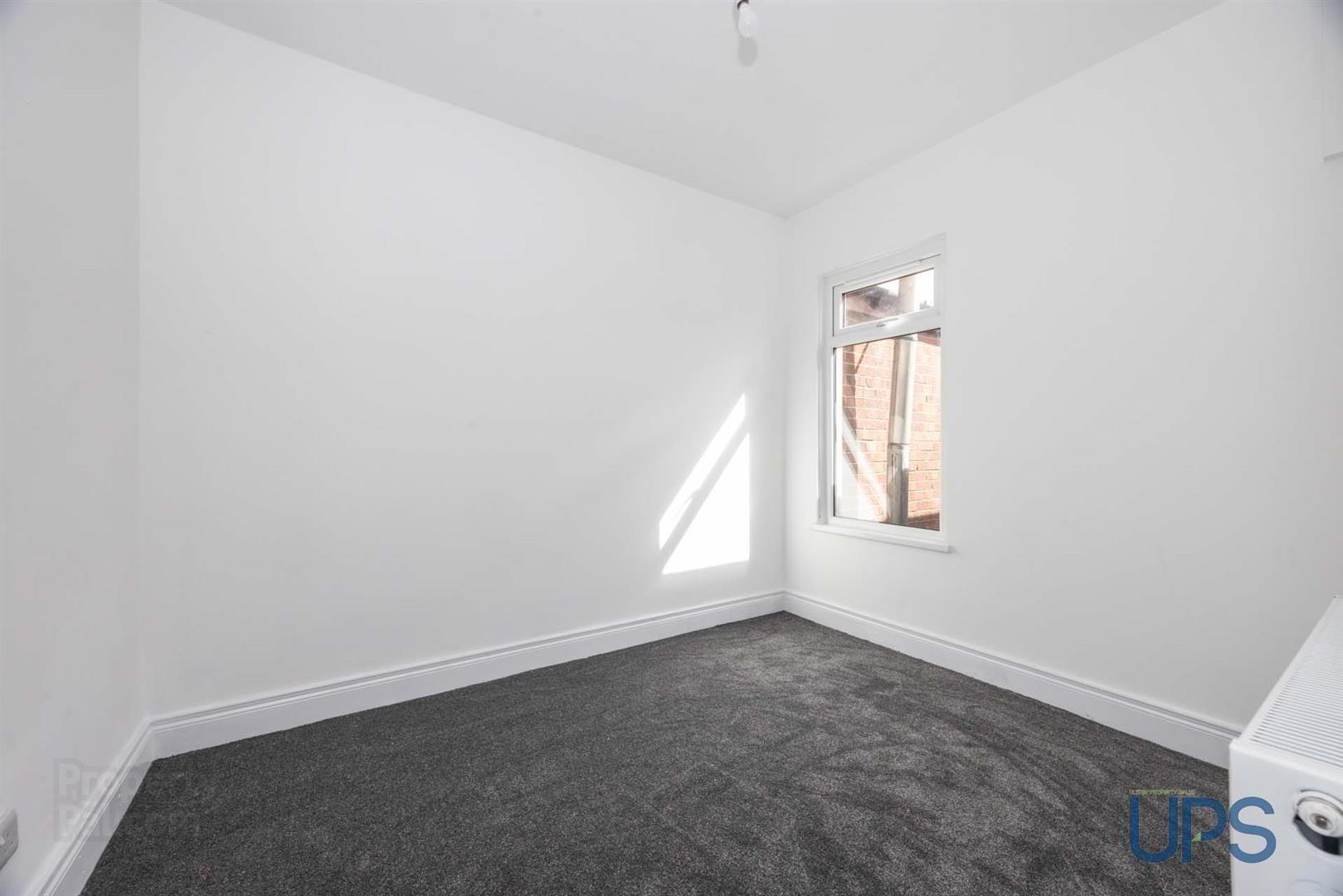 8 Nansen Street 19 of 28