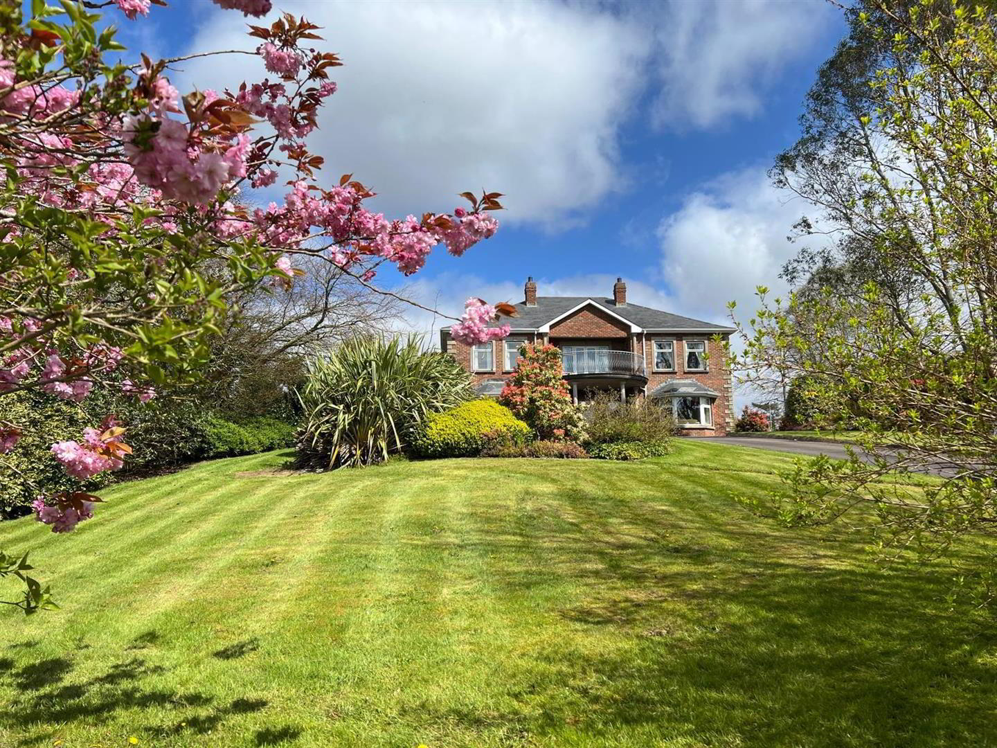 Cregg Lodge, 346 Glenshane Road 3 of 51