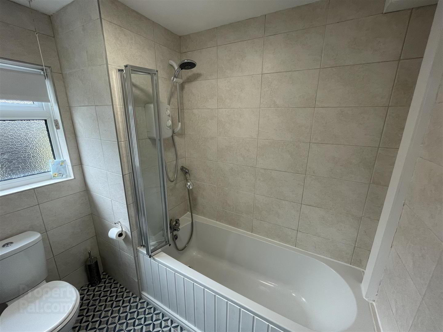 25 Dundrum Road 9 of 20