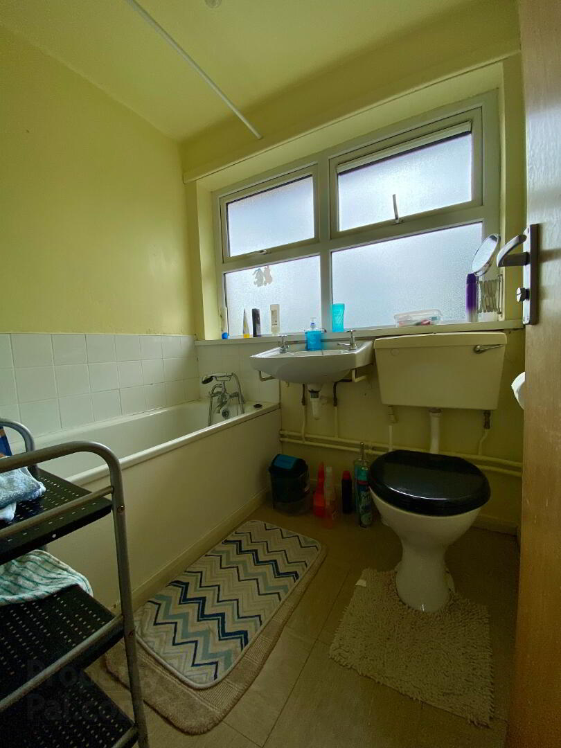 32 Davys Street 7 of 9
