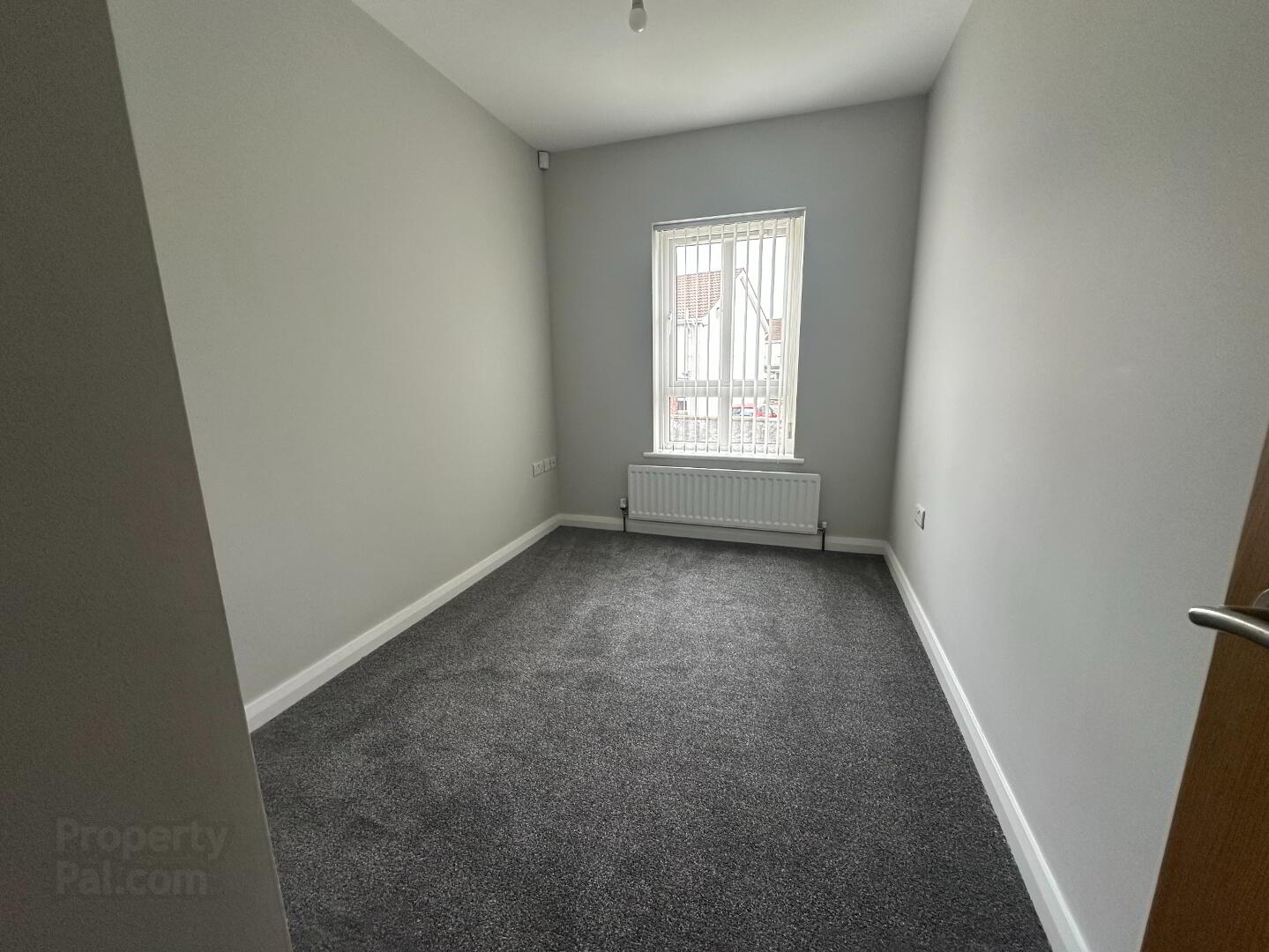 12 Tullymore Gardens 7 of 11