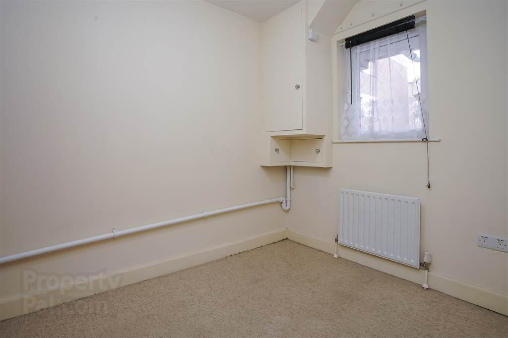 709 College Central, 4 College Avenue 14 of 16