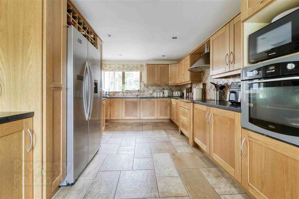 25 Millvale Road 13 of 33