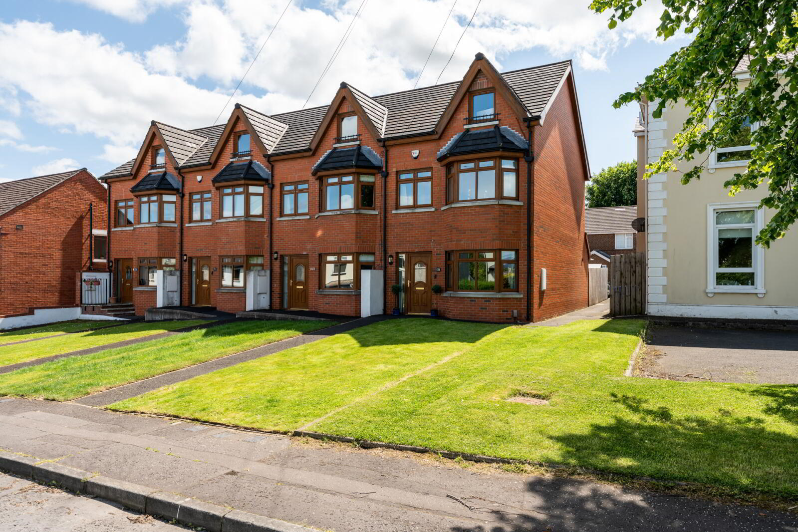 17a Wandsworth Parade 1 of 25