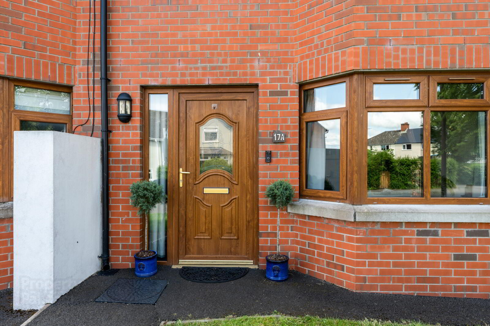 property description image