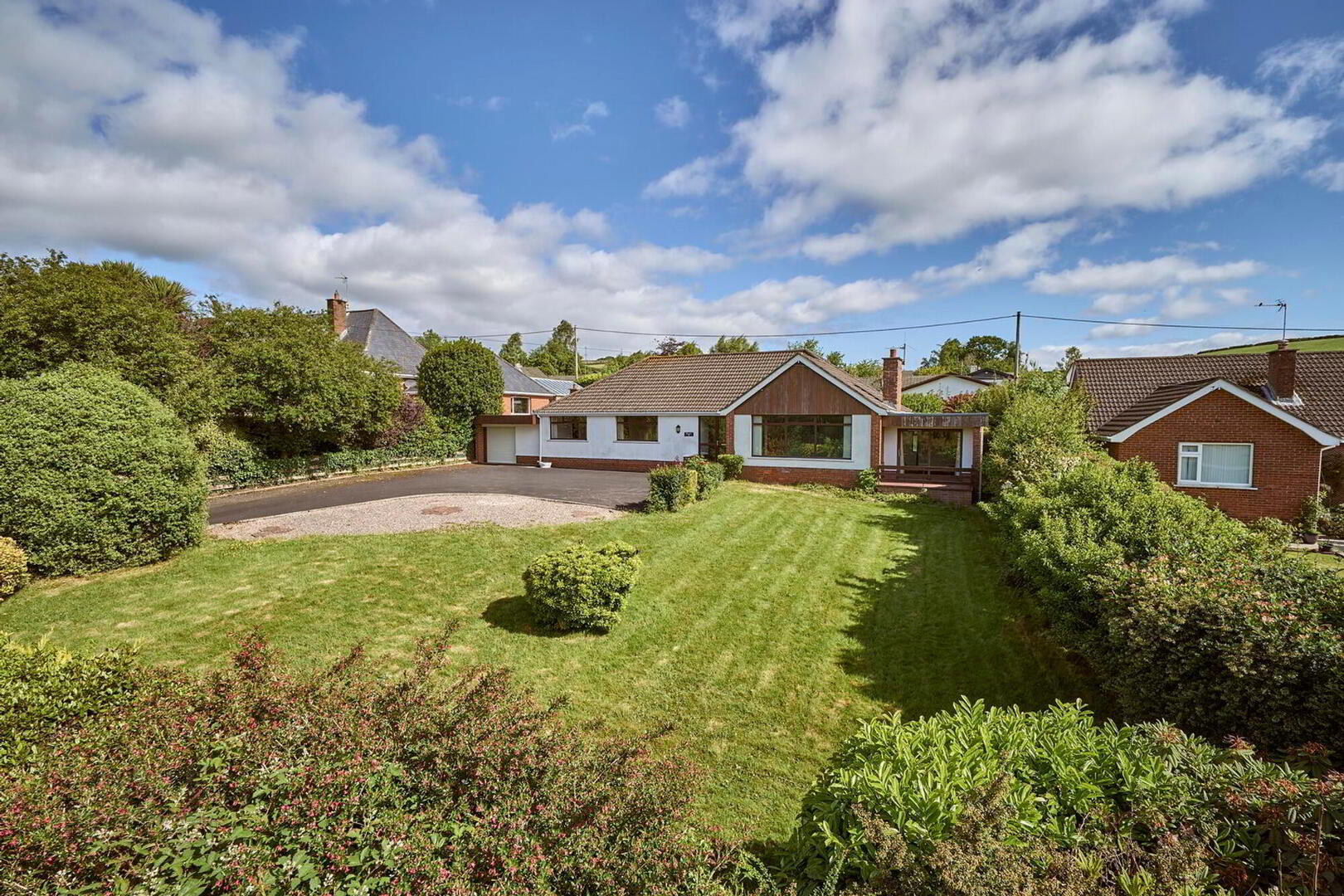 3b Holywood Road 3 of 28