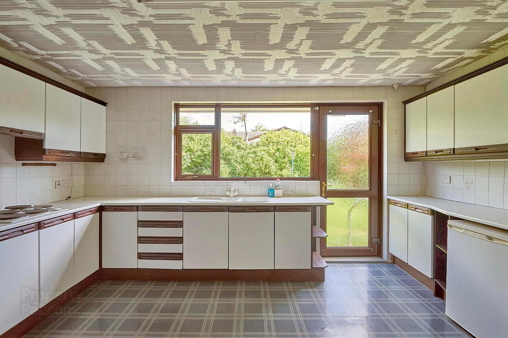 3b Holywood Road 16 of 28
