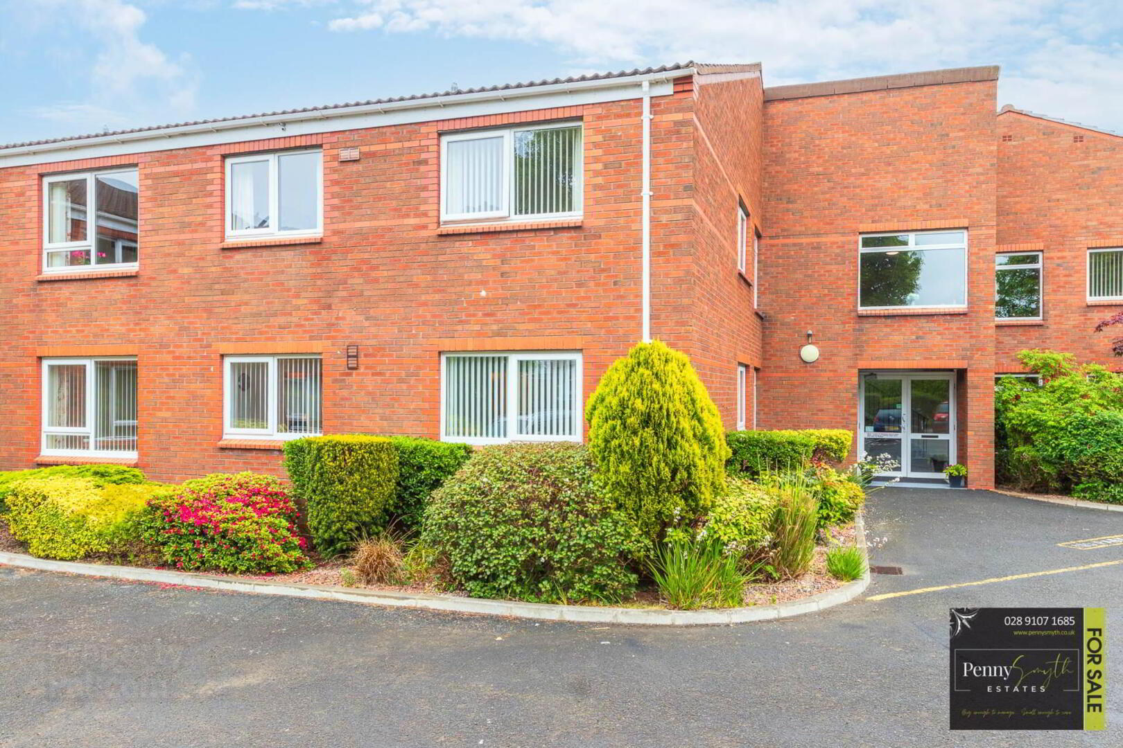 10 Ballyholme Court 3 of 27