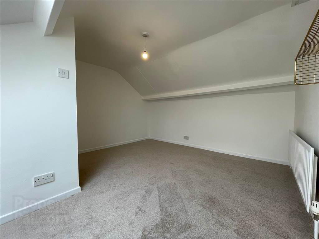 85 Hawthorn Street 12 of 18