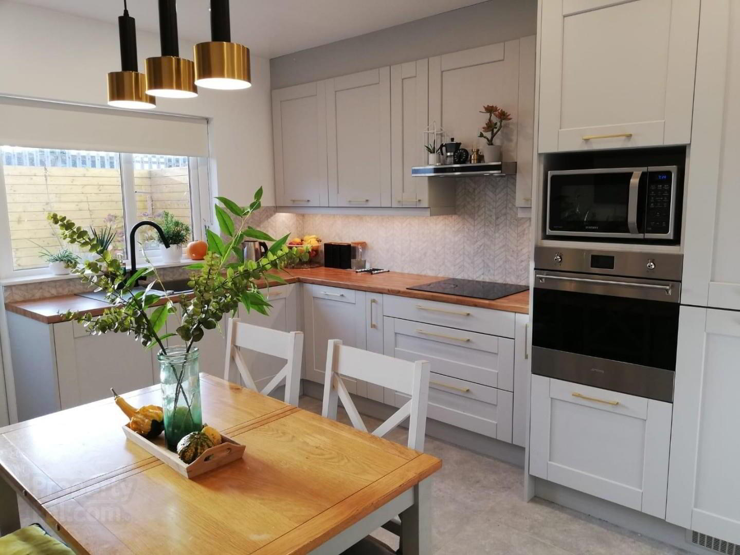 property description image