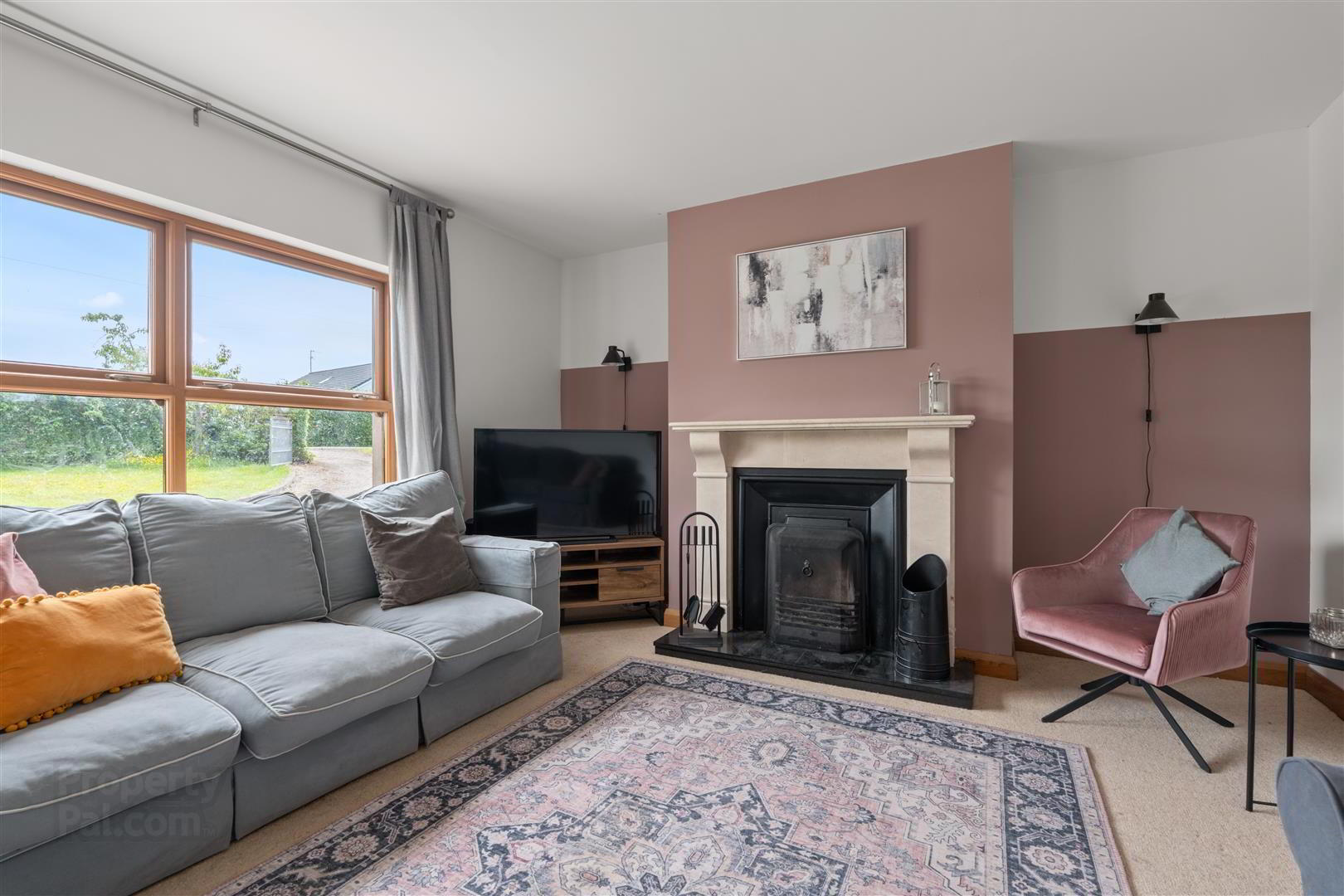 7 Gorse Road 12 of 61