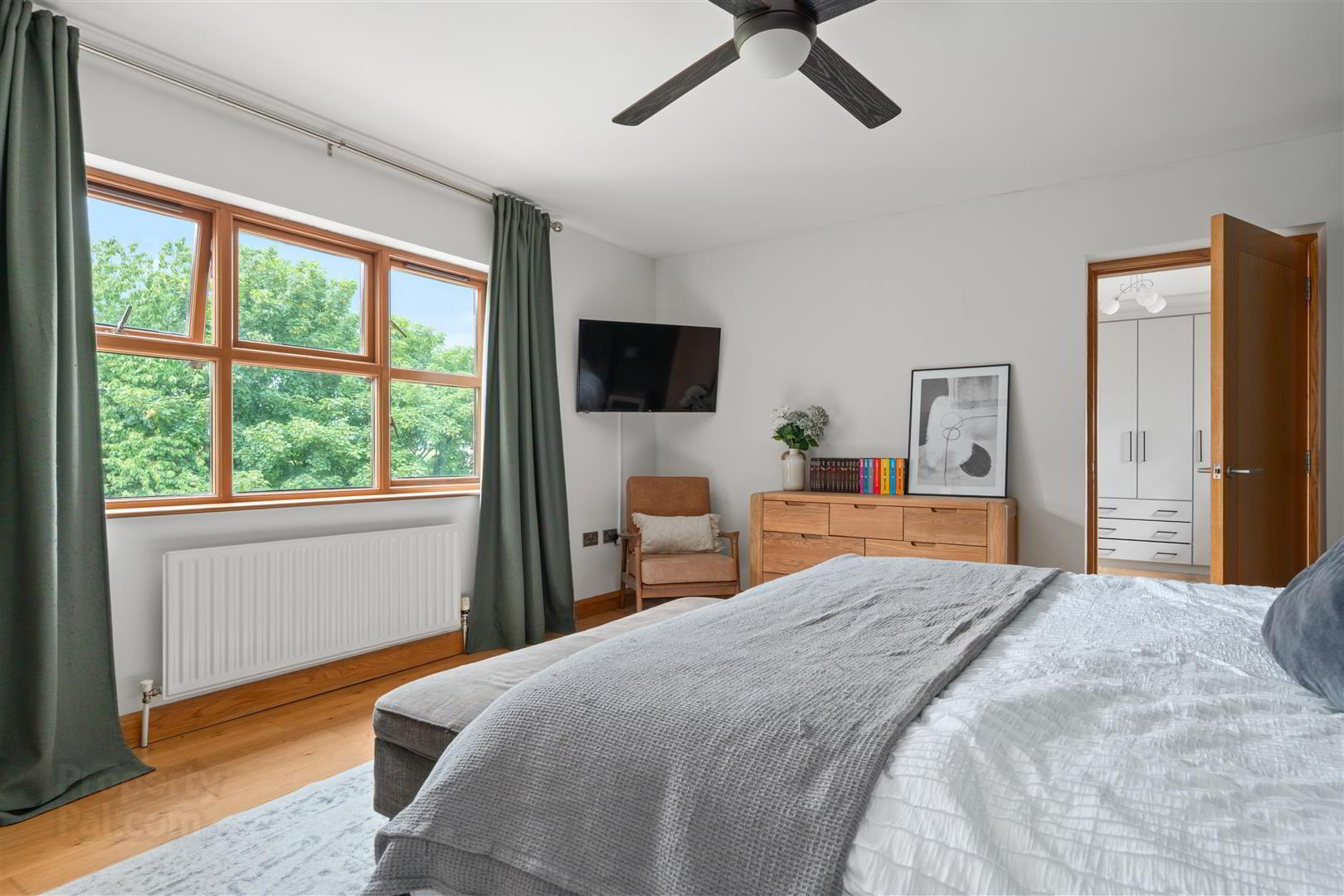 7 Gorse Road 34 of 61