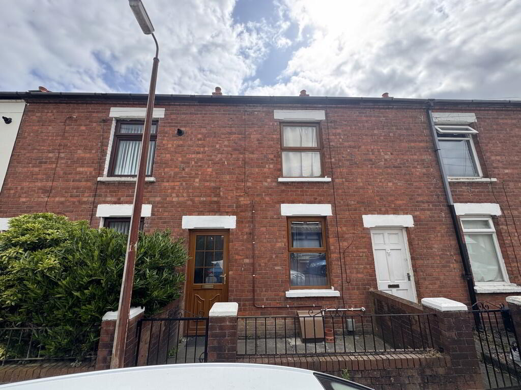 18 Benburb Street 1 of 17