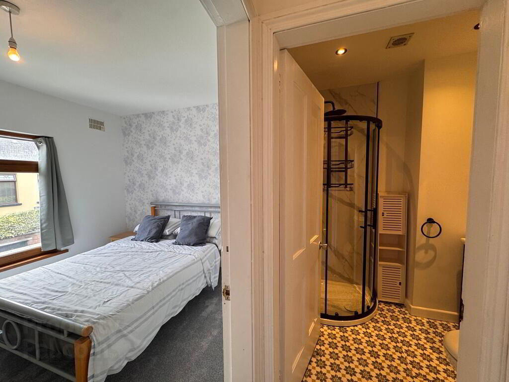 18 Benburb Street 8 of 17