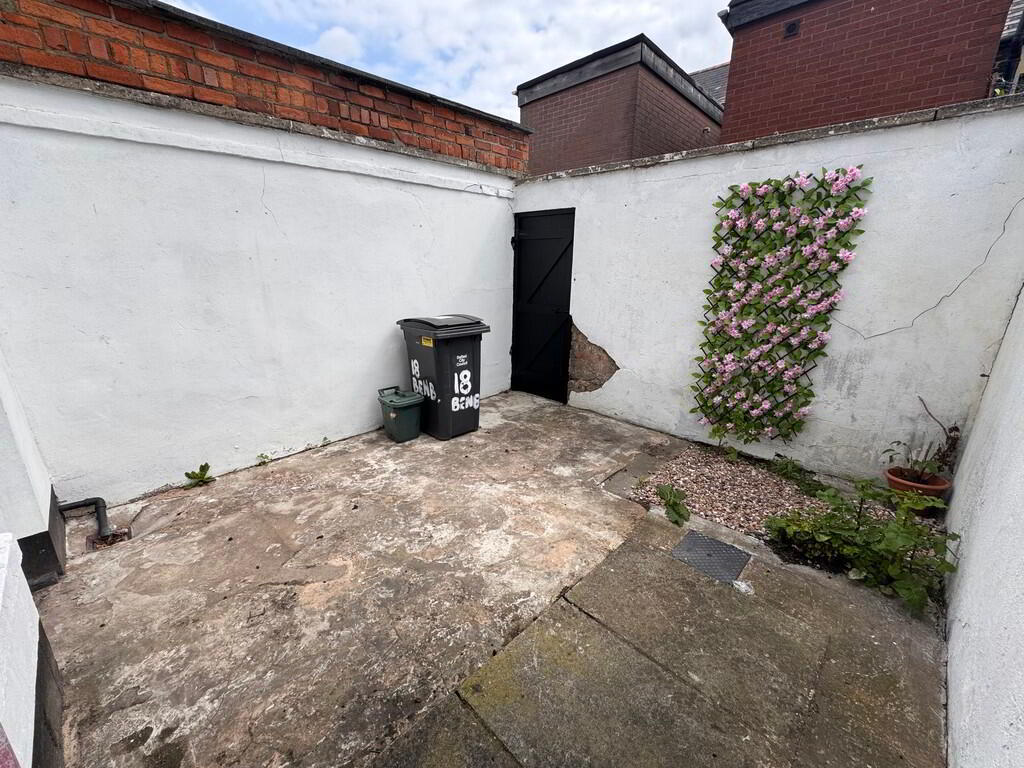 18 Benburb Street 16 of 17