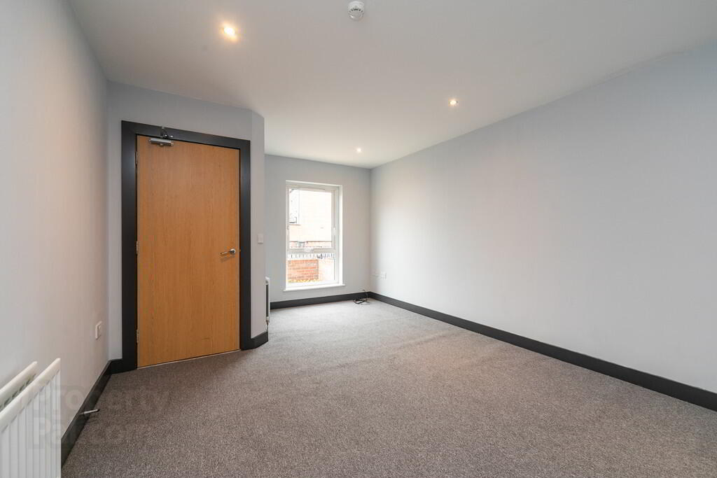 45 Northbrook Street 4 of 29