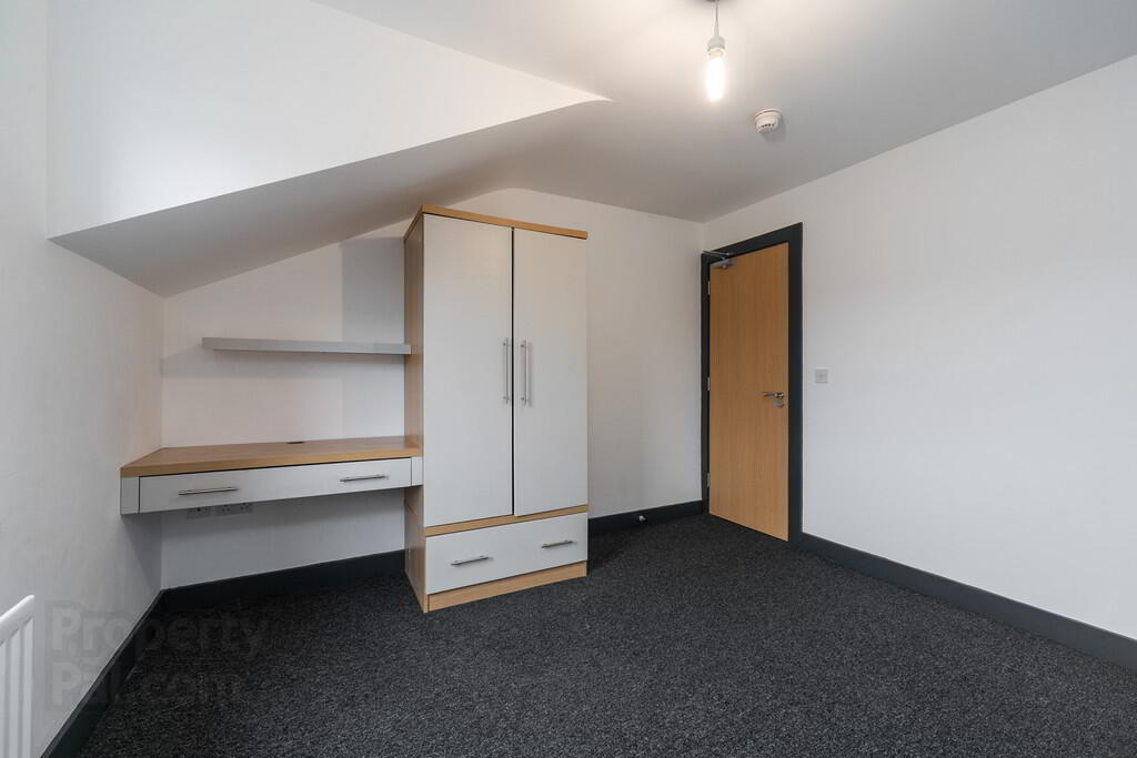 45 Northbrook Street 20 of 29