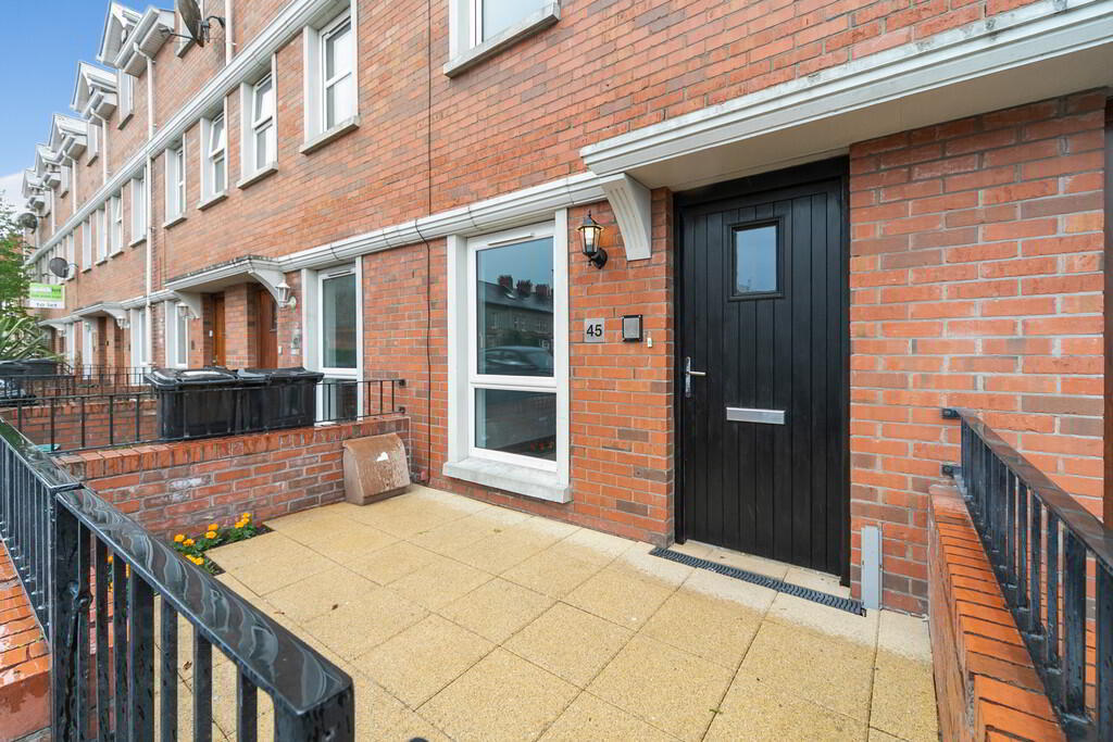 45 Northbrook Street 28 of 29