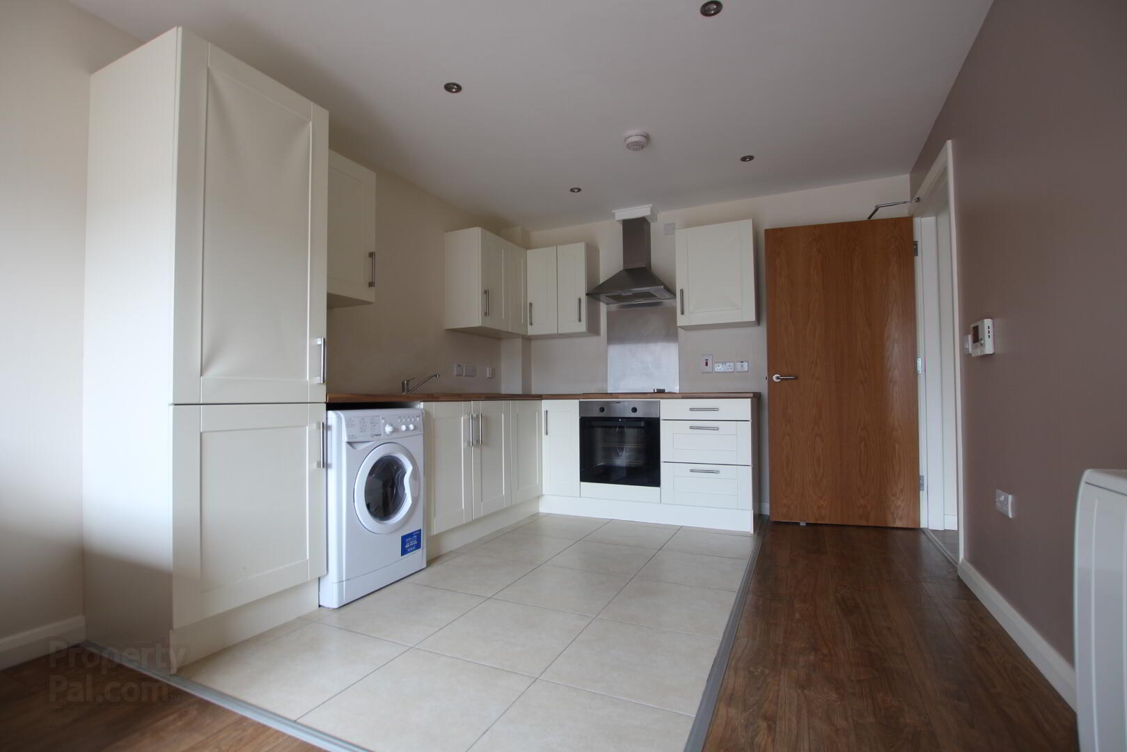 21g Broad Street 3 of 8