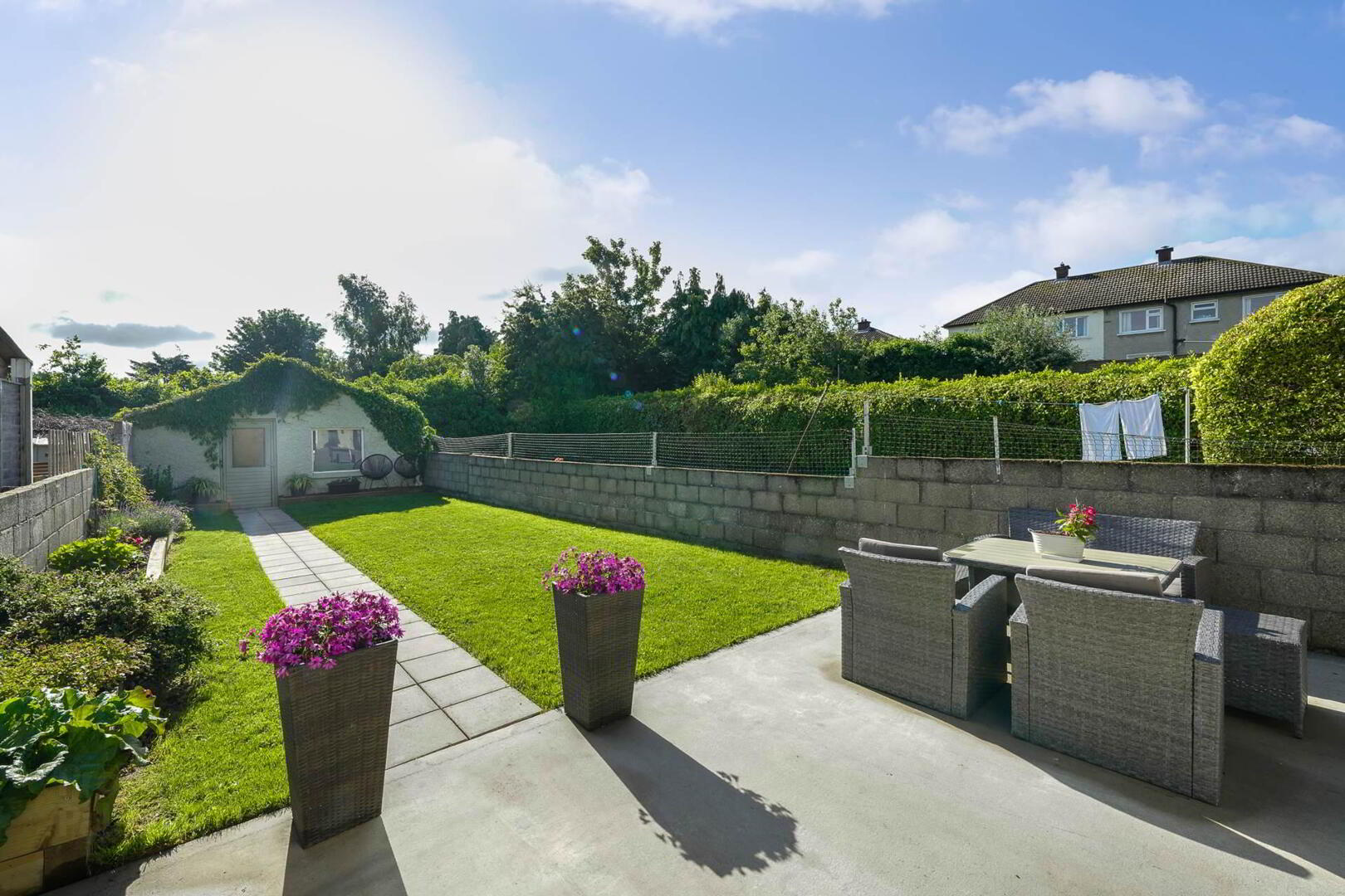 87 Carrickmount Avenue 33 of 47