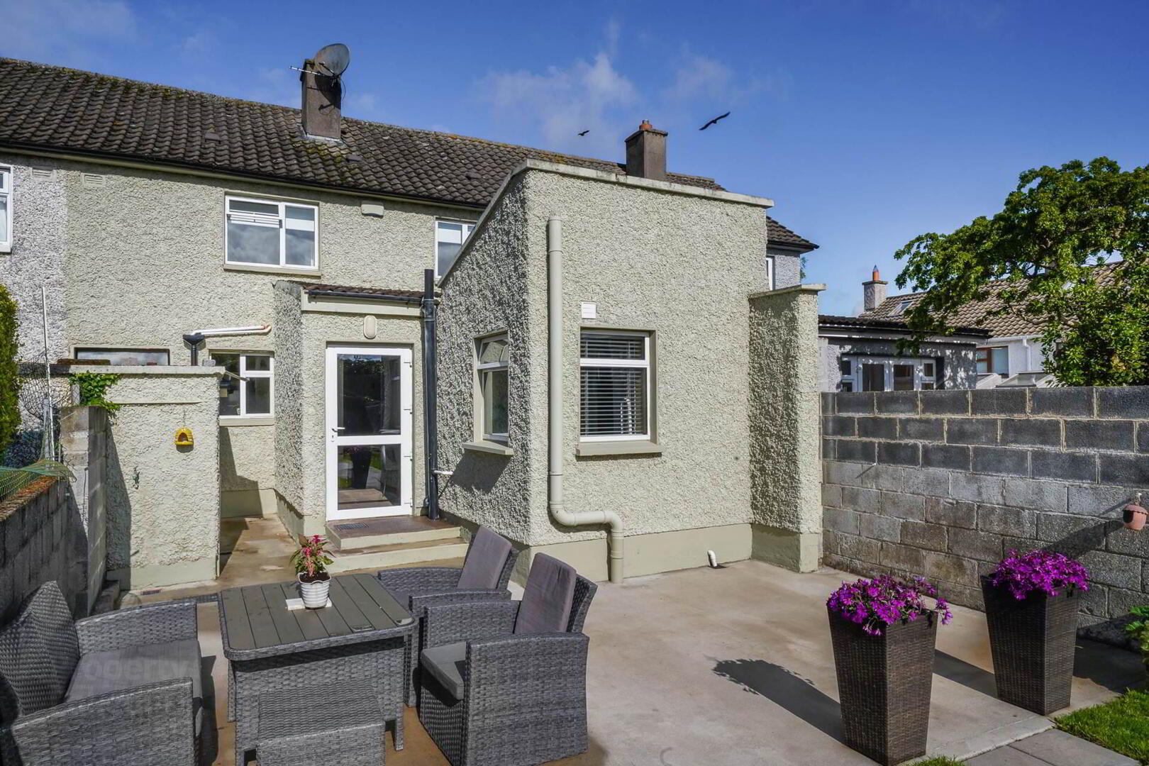 87 Carrickmount Avenue 37 of 47