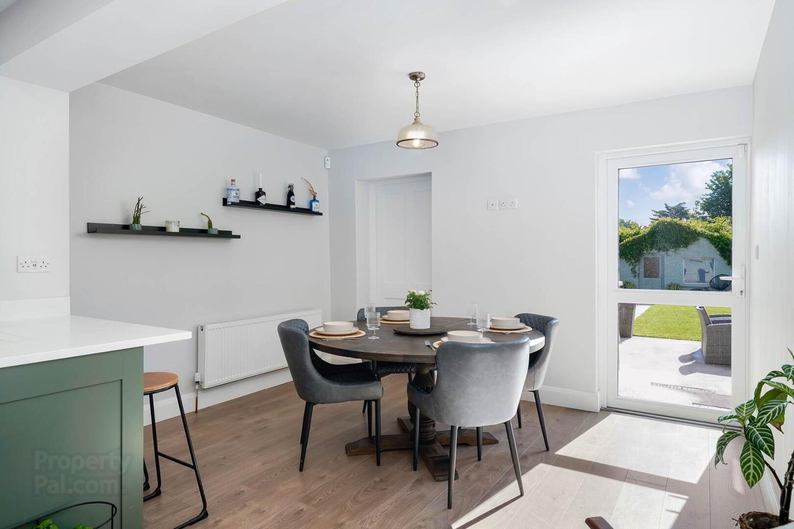 87 Carrickmount Avenue 12 of 47