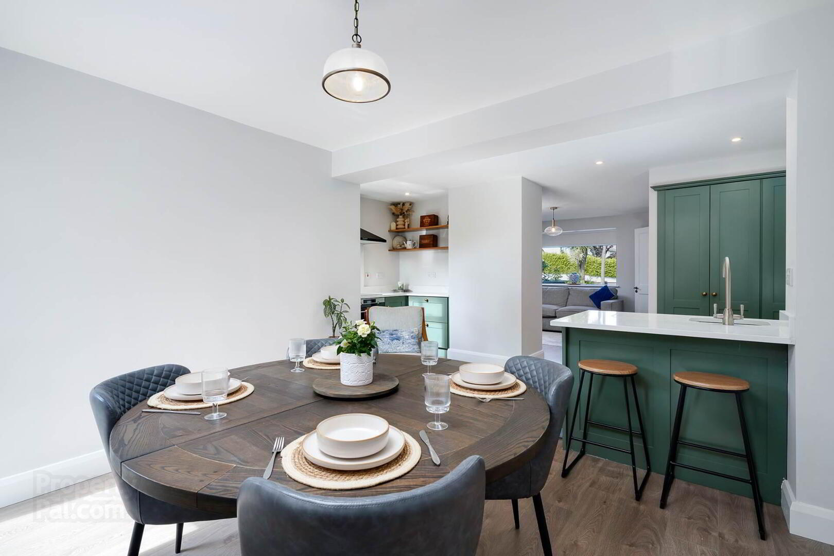 87 Carrickmount Avenue 13 of 47