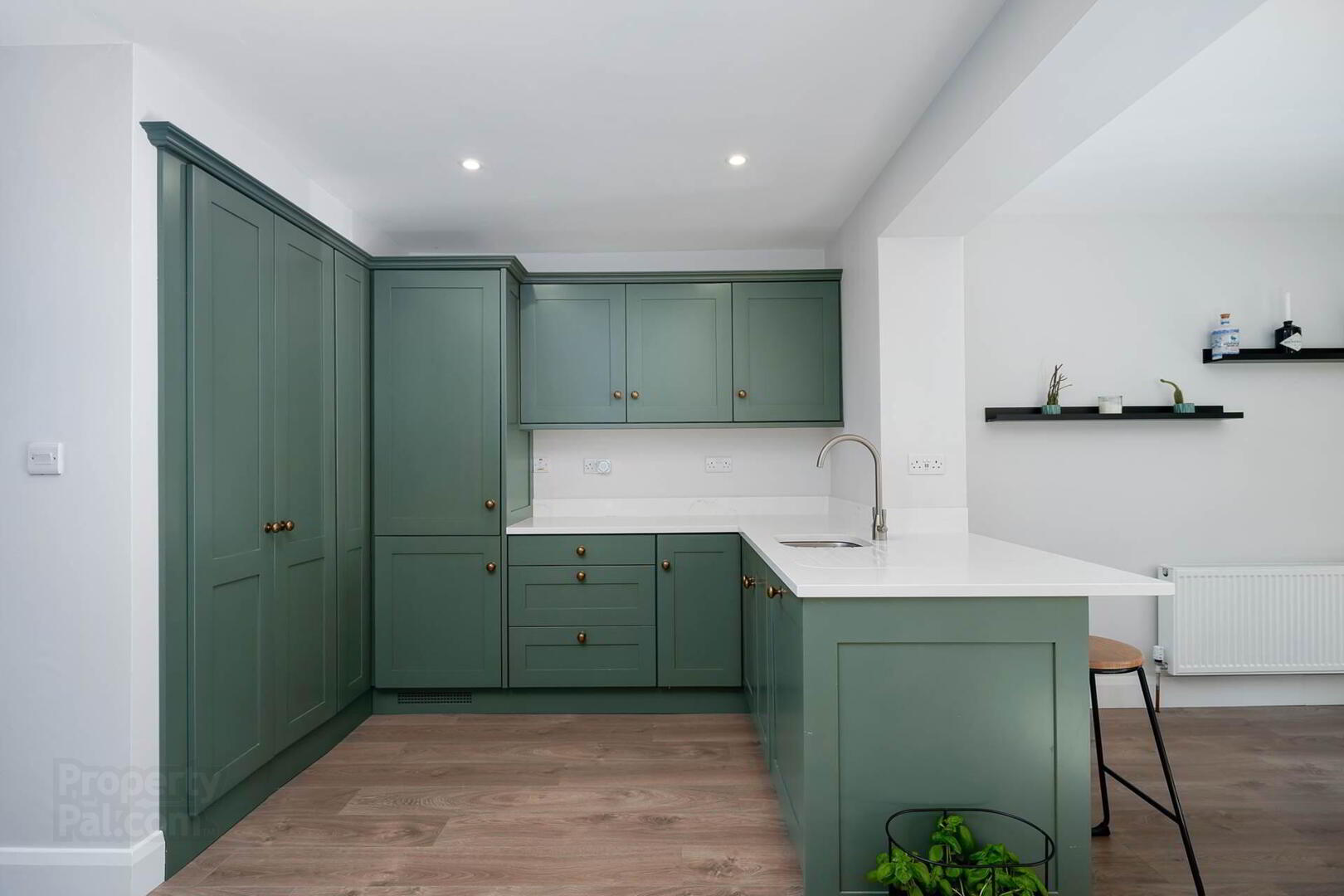 87 Carrickmount Avenue 9 of 47