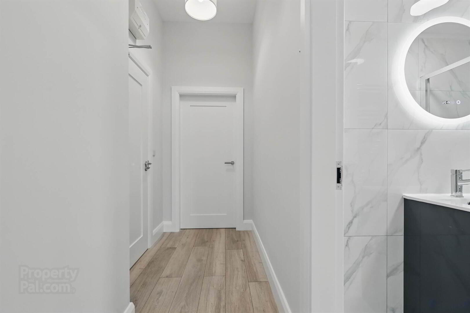 Apt 1, 37 Wellington Park 5 of 14