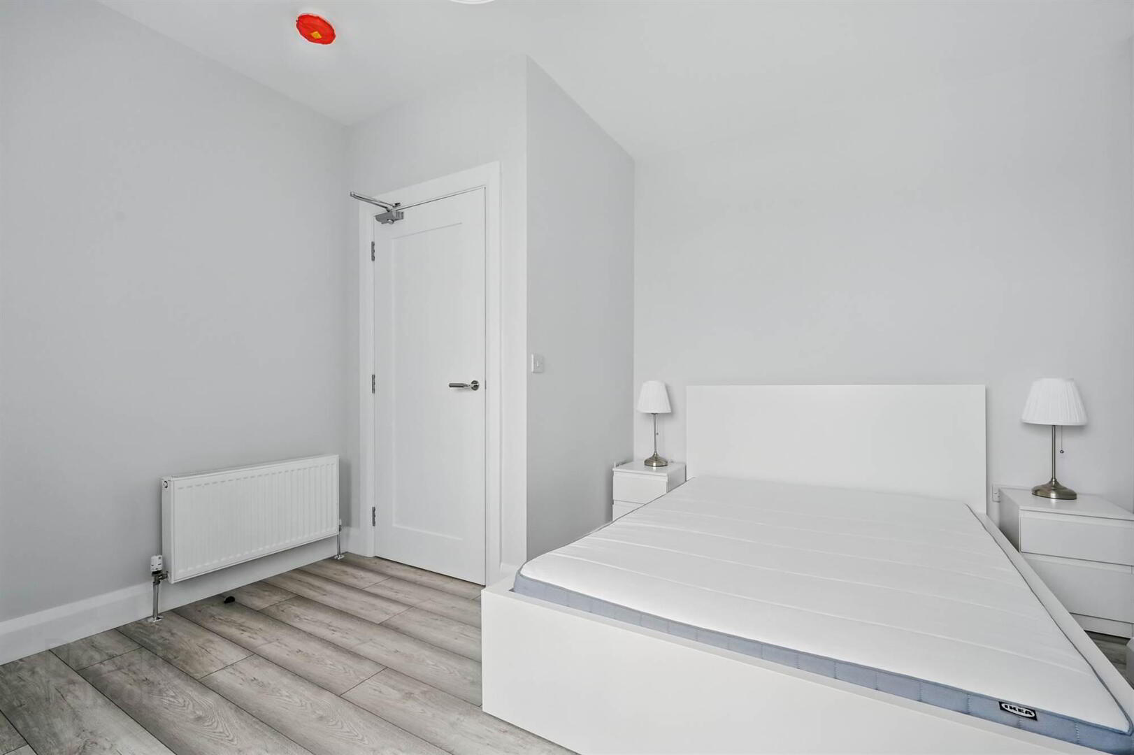 Apt 4, 37 Wellington Park 16 of 18