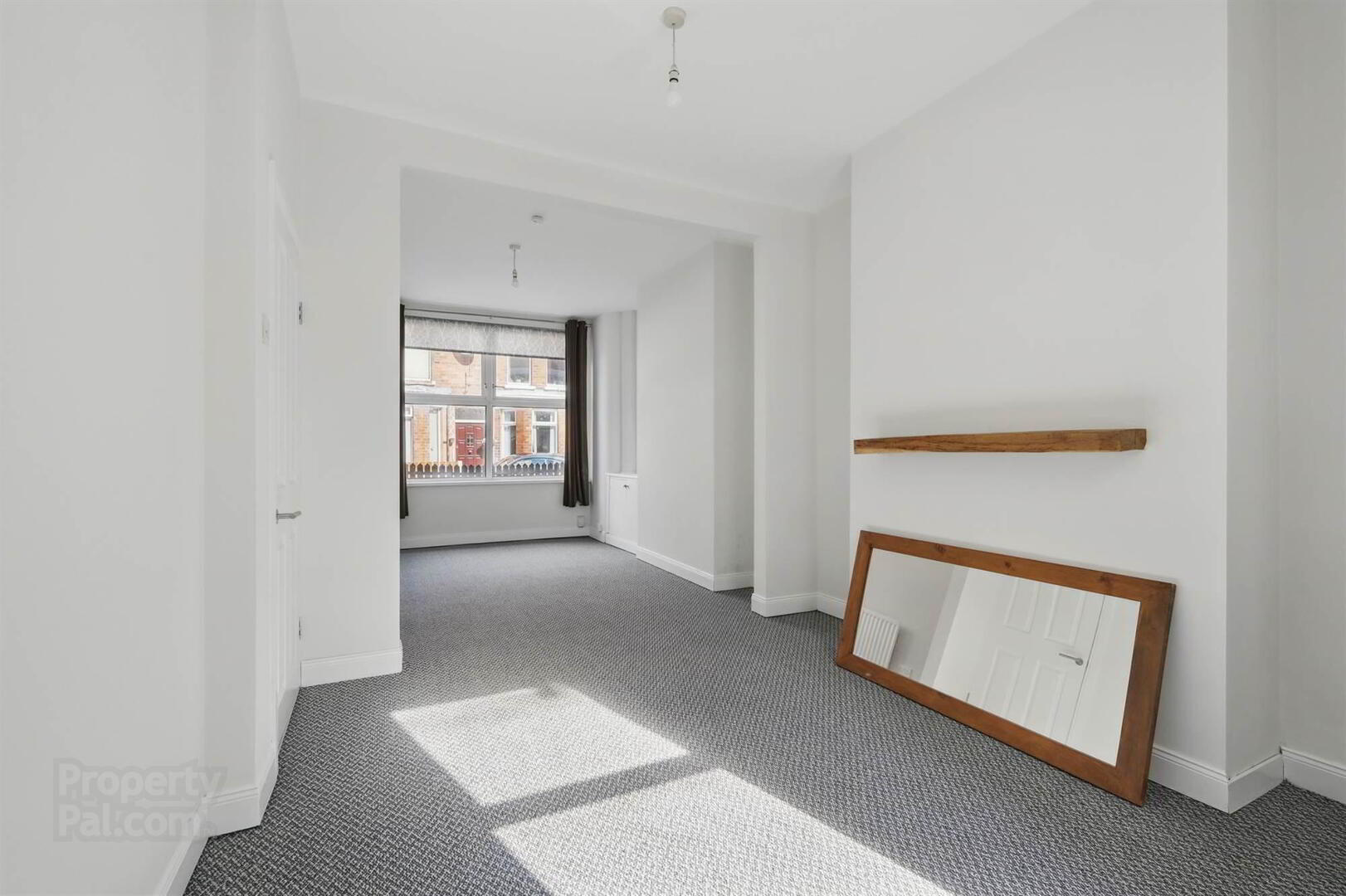29 Lichfield Avenue 4 of 13