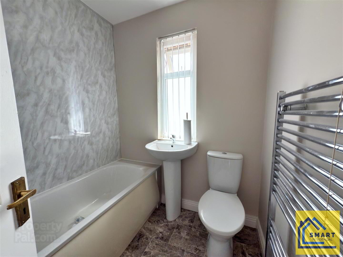 20 Willowholme Street 9 of 10