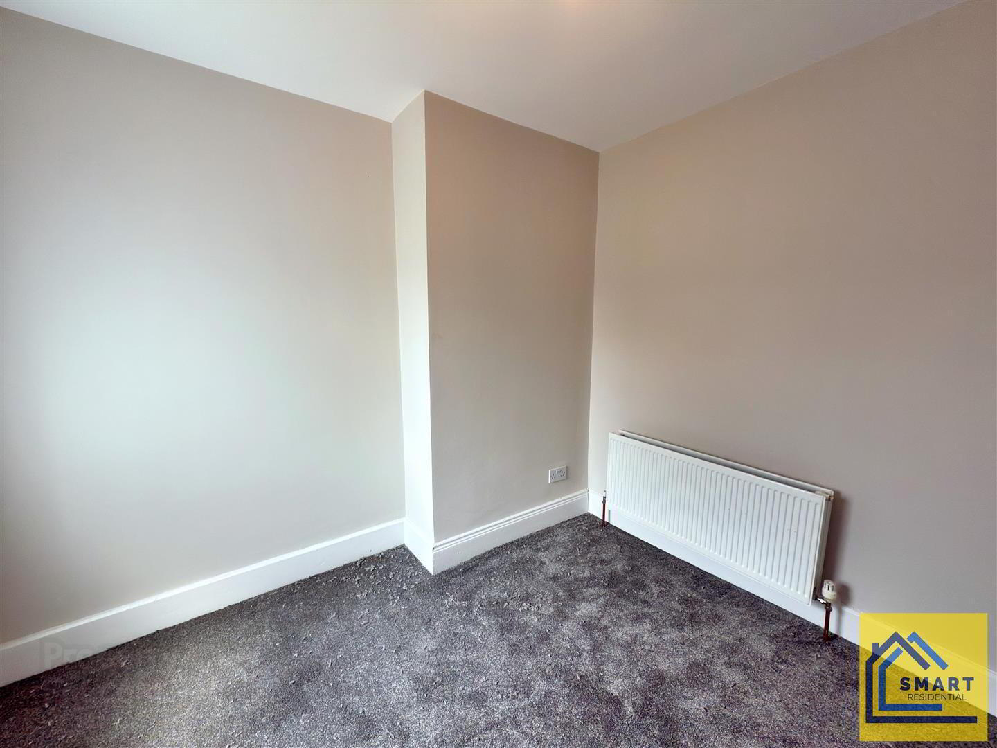 20 Willowholme Street 7 of 10