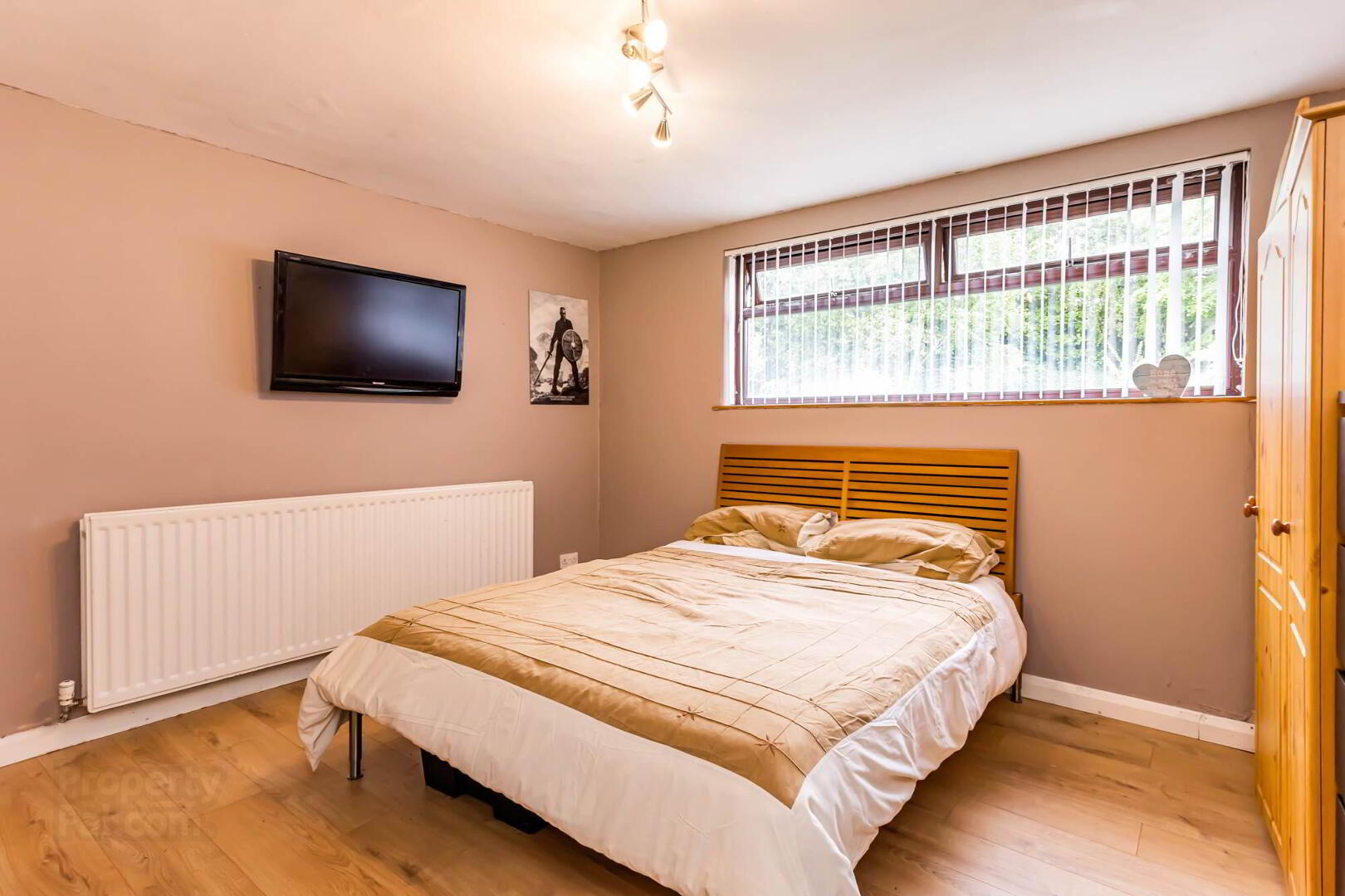 12 Quarry Lane 19 of 24