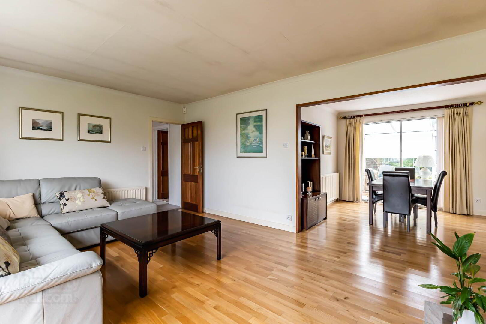 16 Deanfield 7 of 26
