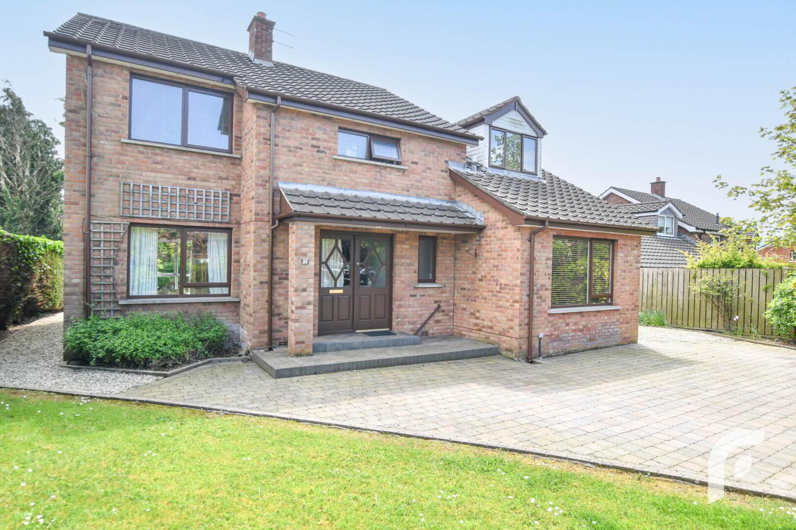 21 Jordanstown Heights 4 of 41