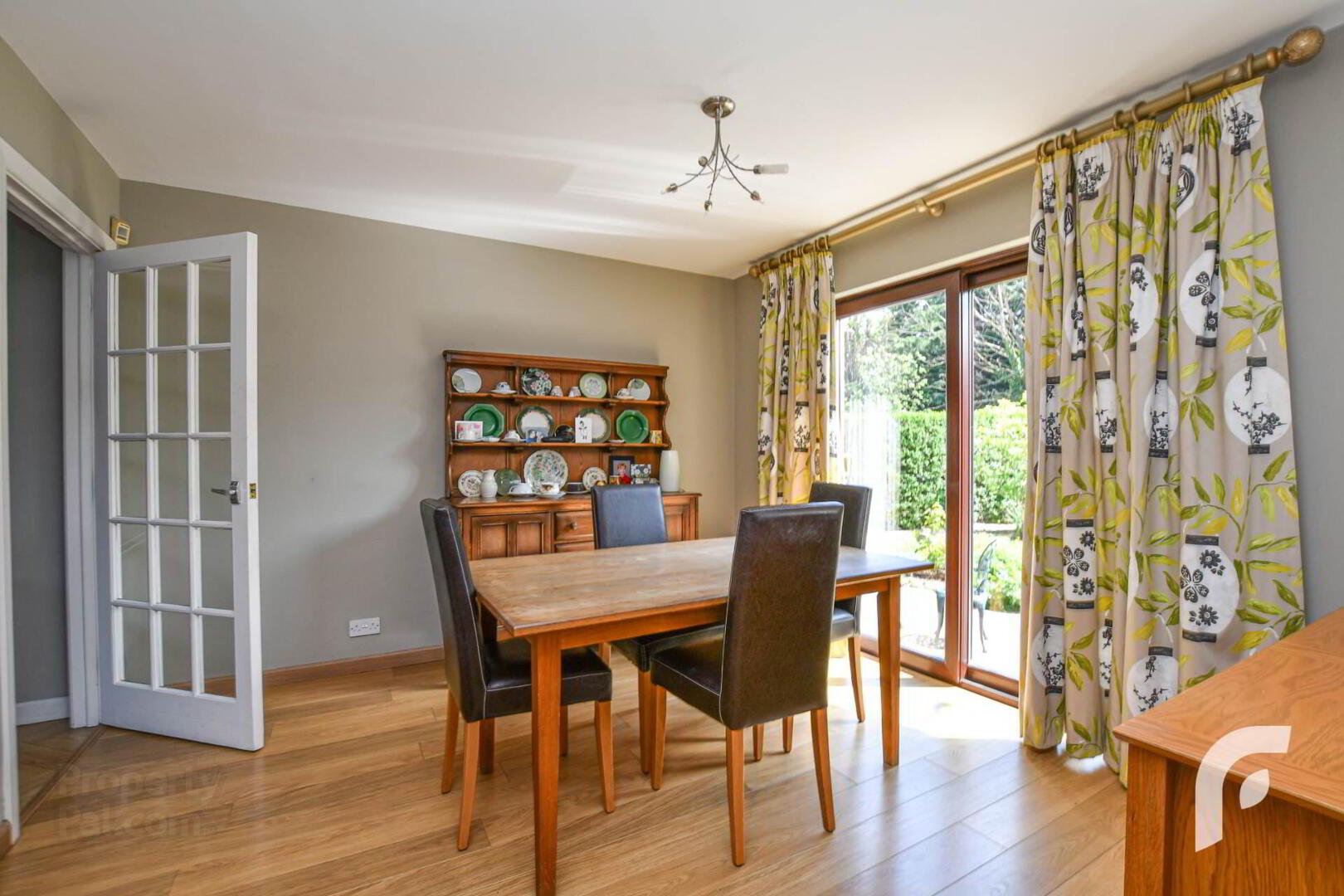 21 Jordanstown Heights 14 of 41
