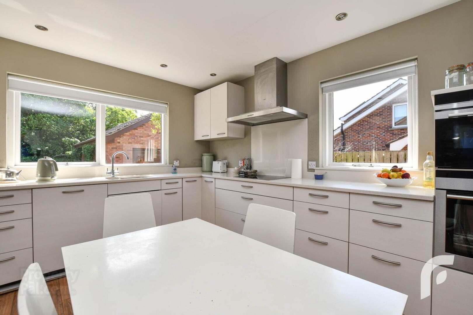 21 Jordanstown Heights 17 of 41