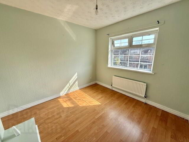 49 Dunmore Gardens 6 of 11