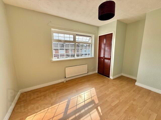 49 Dunmore Gardens 8 of 11