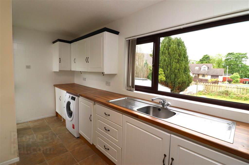 31 Dundrum Road 4 of 13