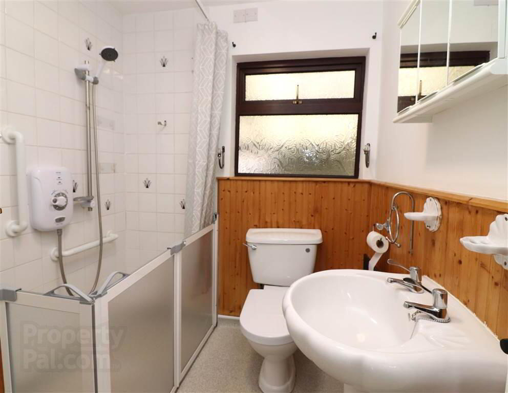 31 Dundrum Road 5 of 13