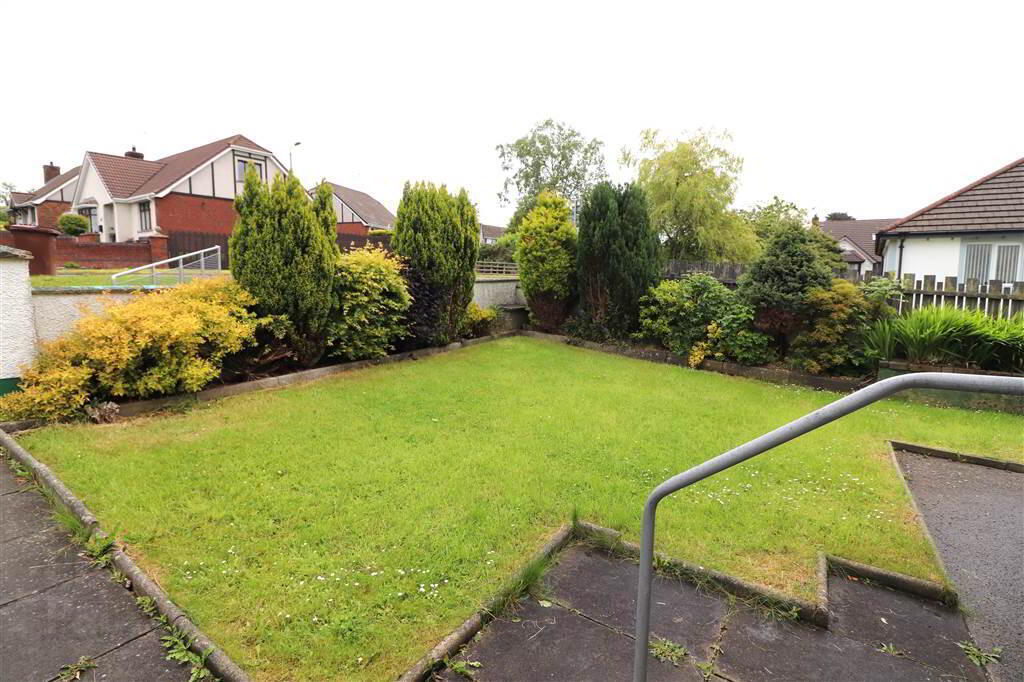 31 Dundrum Road 11 of 13