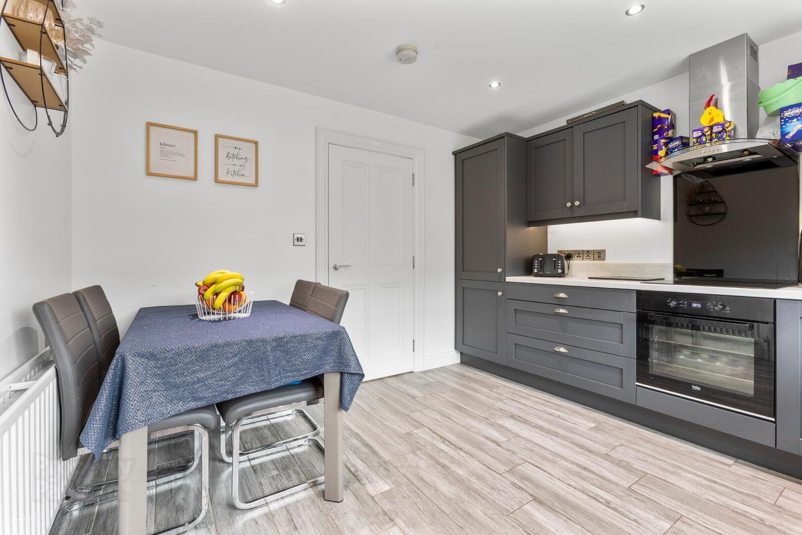 26 Cairn Hill 5 of 32