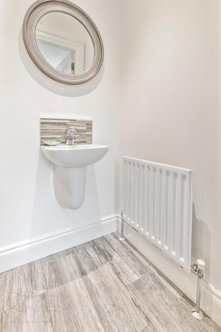 26 Cairn Hill 18 of 32
