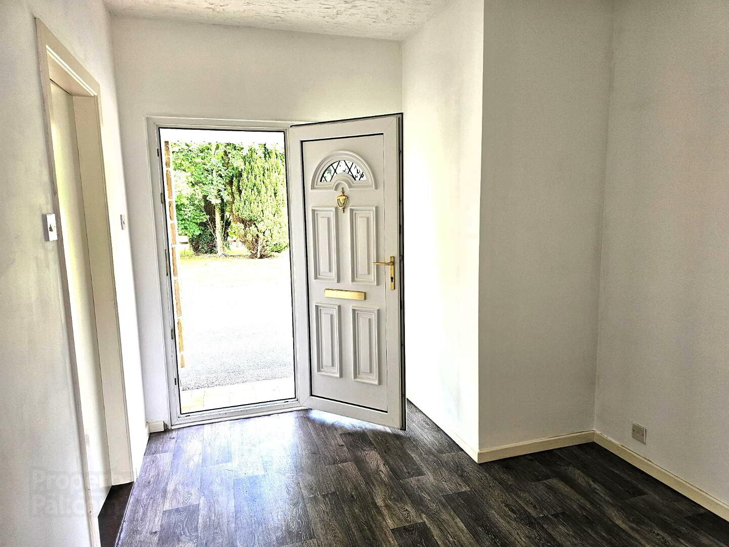 34 Rabbitburrow Road 3 of 21