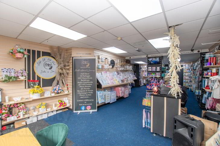 243 Shankill Road 5 of 11