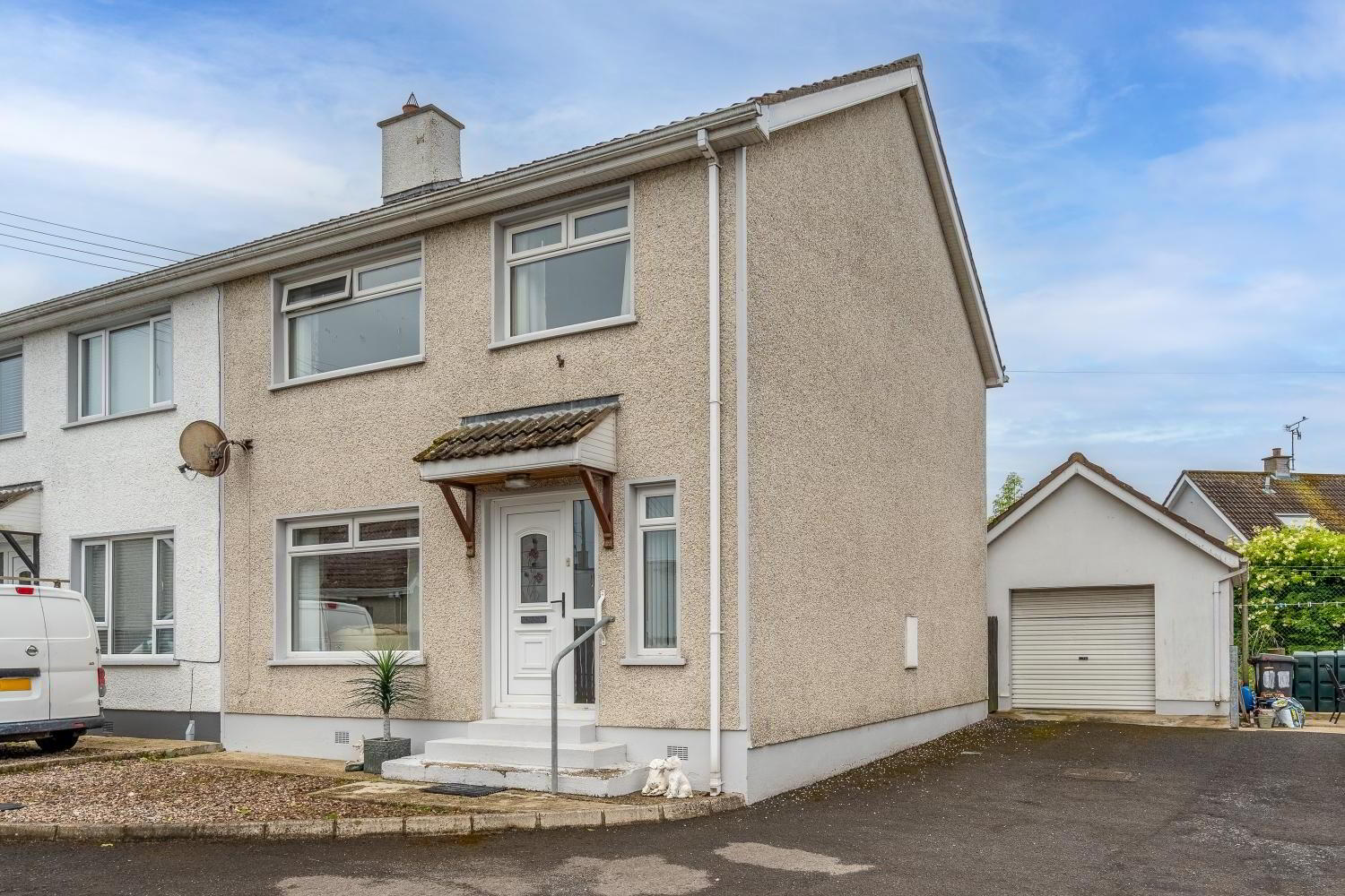 3 Castle Avenue 1 of 17