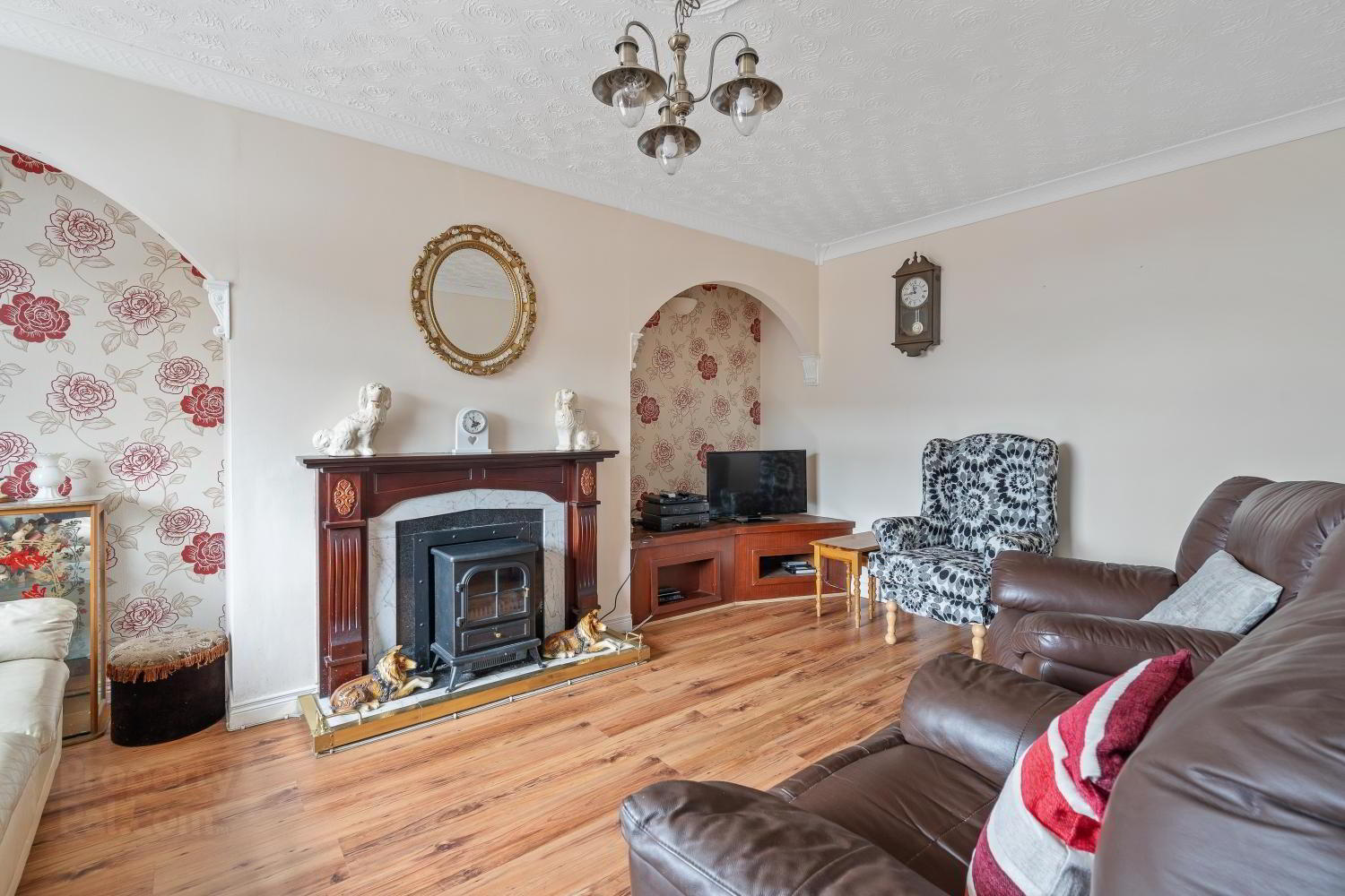 3 Castle Avenue 9 of 17