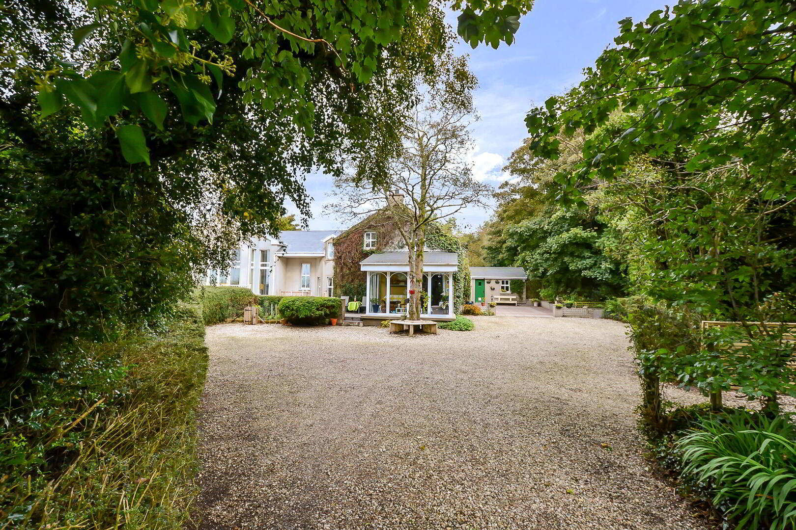 property description image